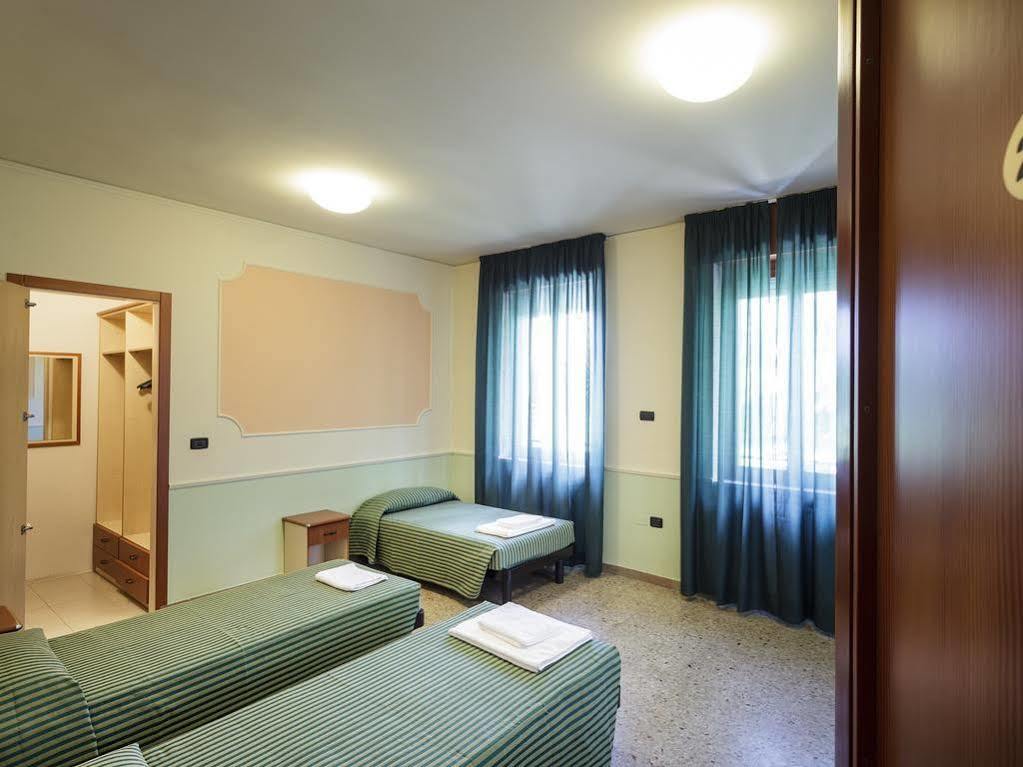 Centro Carraro Fondazione Di Religione Hotel